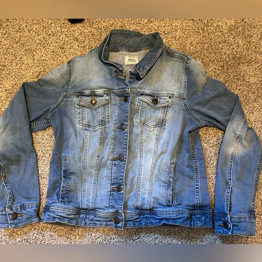 MNG Mango Jean Jacket Size L Two Tone Button Closures - Picture 1 of 7